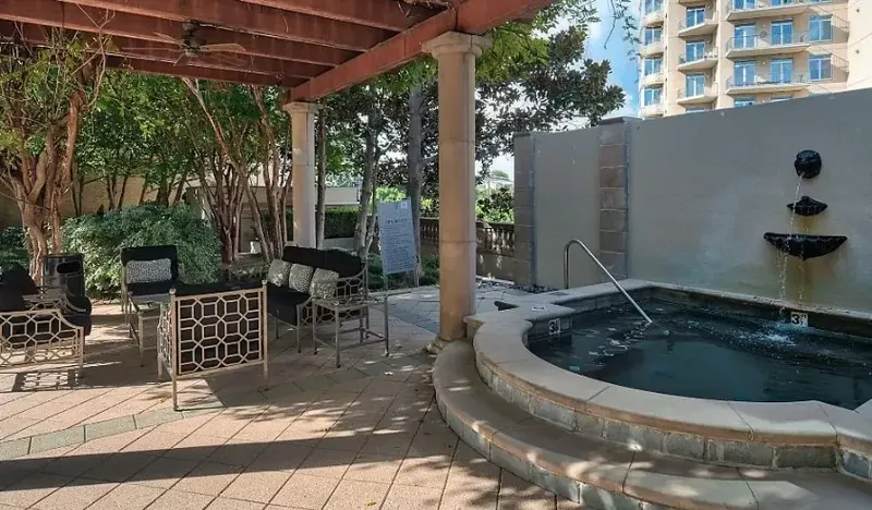 Hot Tub & Patio